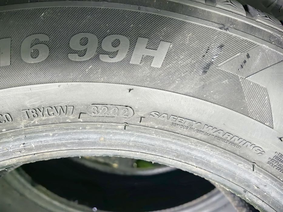 215/60R16 Kumho 2022 7,5-7mm ca noi stare foarte buna
