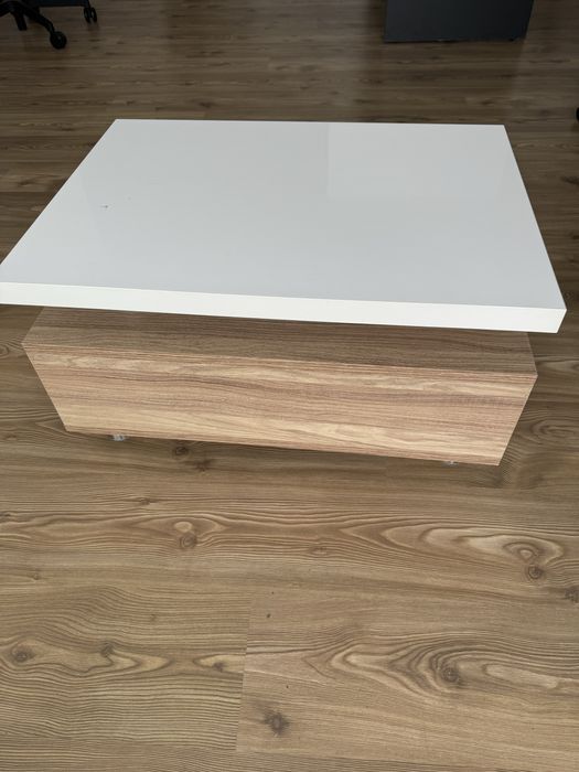 Masuta cafea stare foarte buna !!!