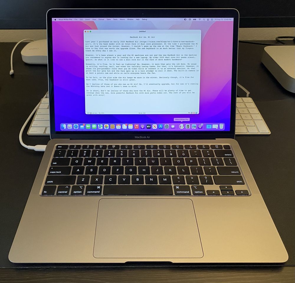 Apple Macbook Air M1 Ideal Srochna!