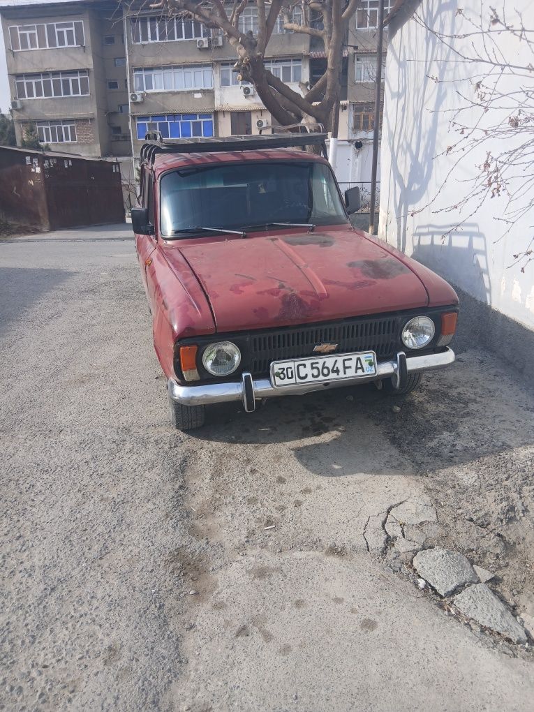 Срочно продаю авто мобиль иж комби москвич
