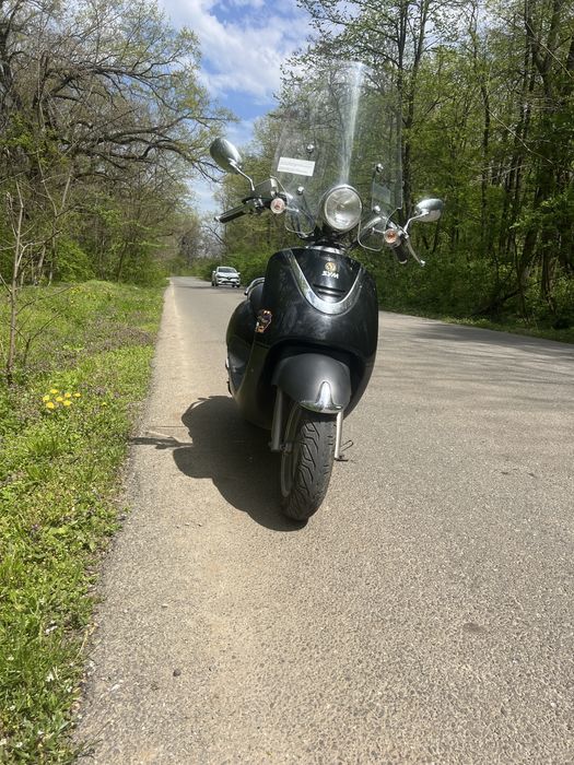 Scuter sym 50 cc.         Perfect