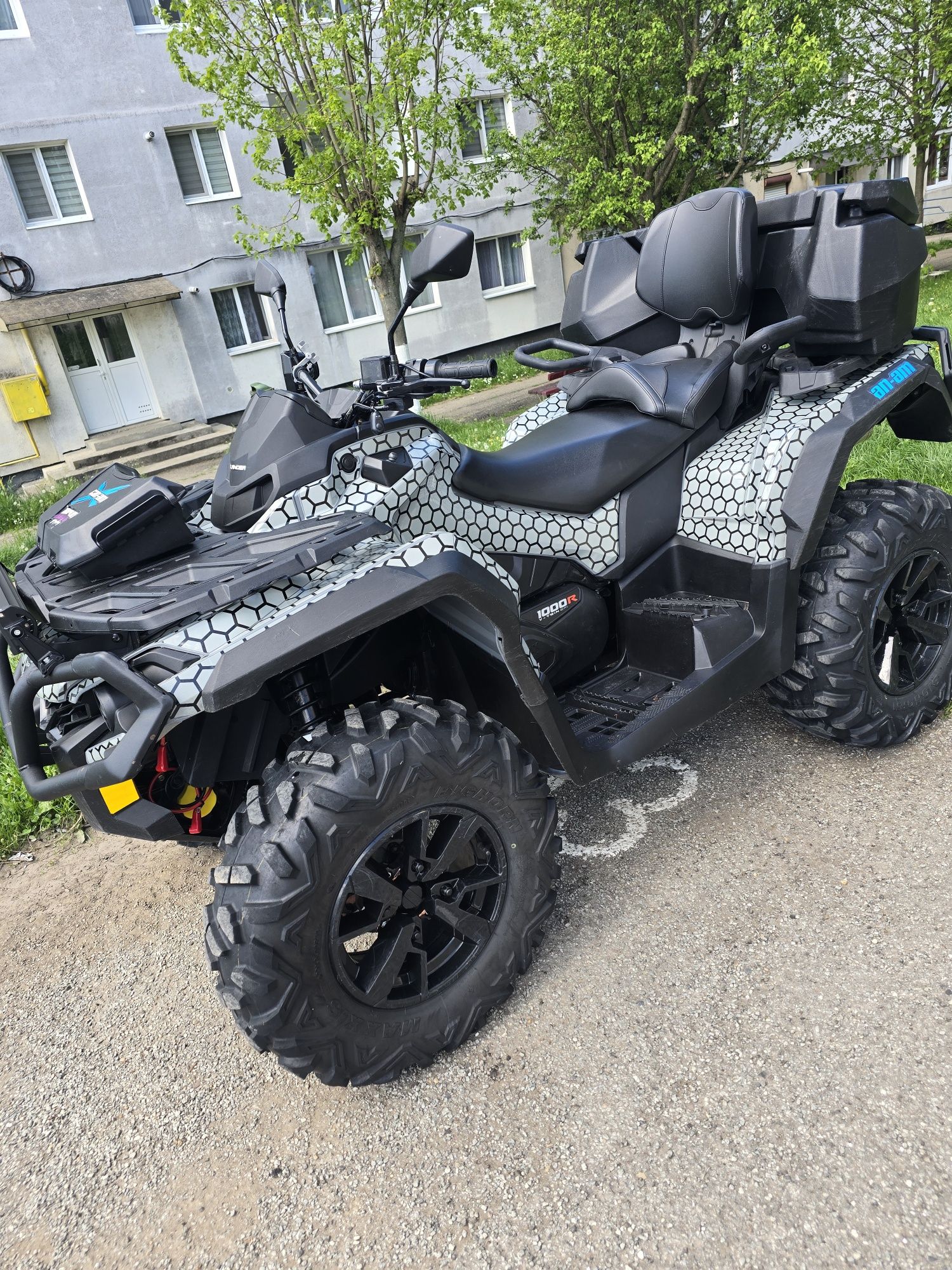 Vând Can Am Outlender 1000R fără abs