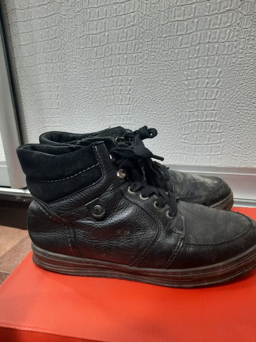 Ботинки зимние размер 38