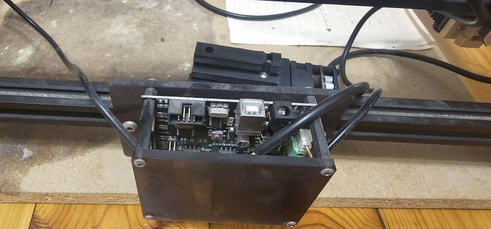 Машина за лазерно гравиране и рязане