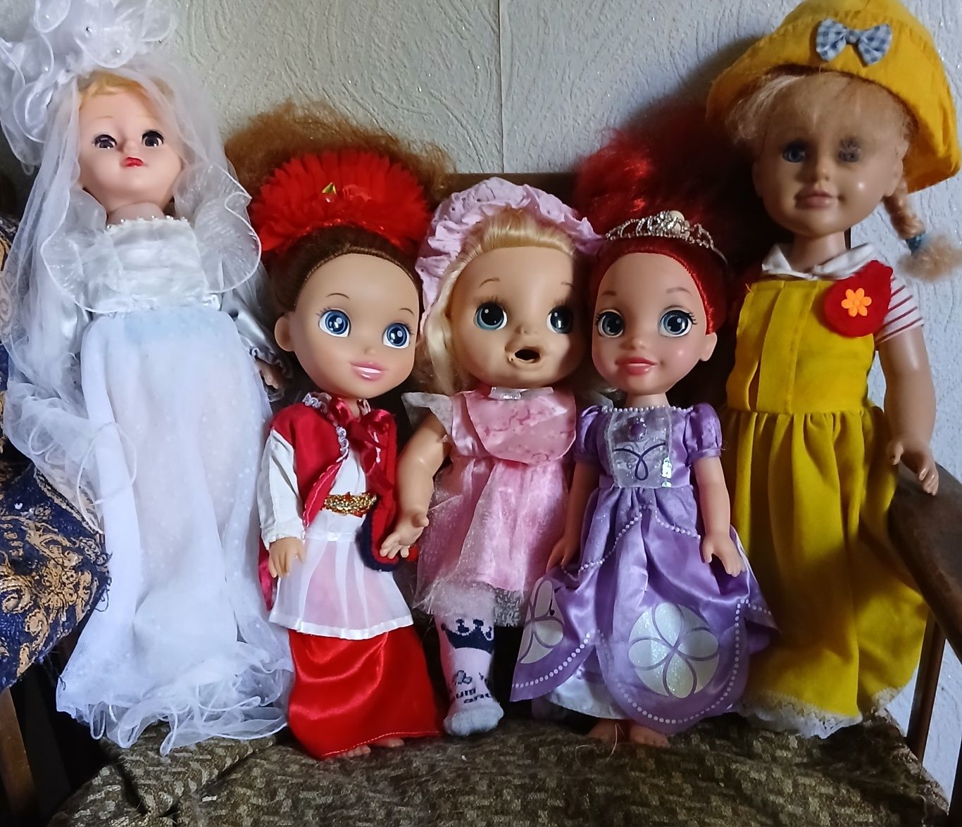 Детские игрушки куколки