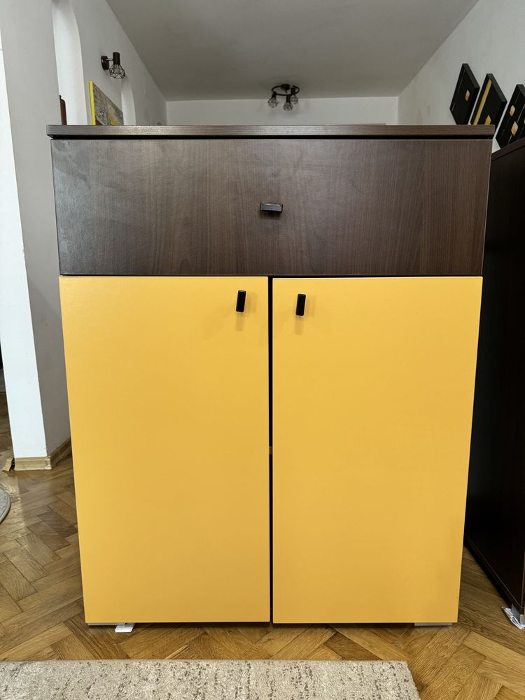 Vand mobilier sufragerie