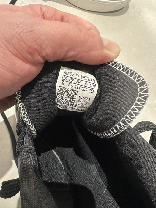 Маратонки adidas