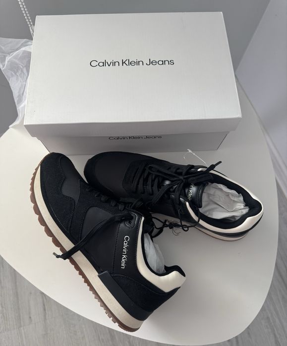 Calvin klein маратонки НАМАЛЕНИ последен чифт!!