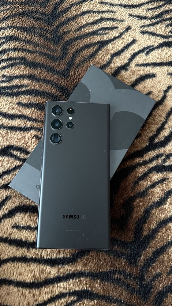 Samsung Galaxy S 22 Ultra