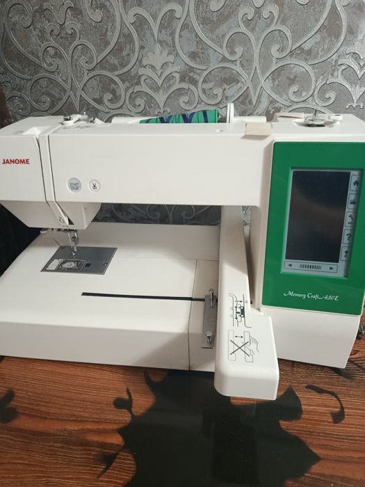 Вышивальная машина Janome 450e