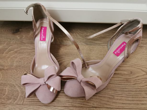 Pantofi roz prafuit 37