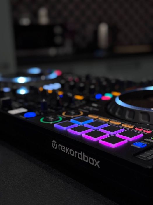 DDJ-FLX10 Чисто НОВ! С Гаранция!