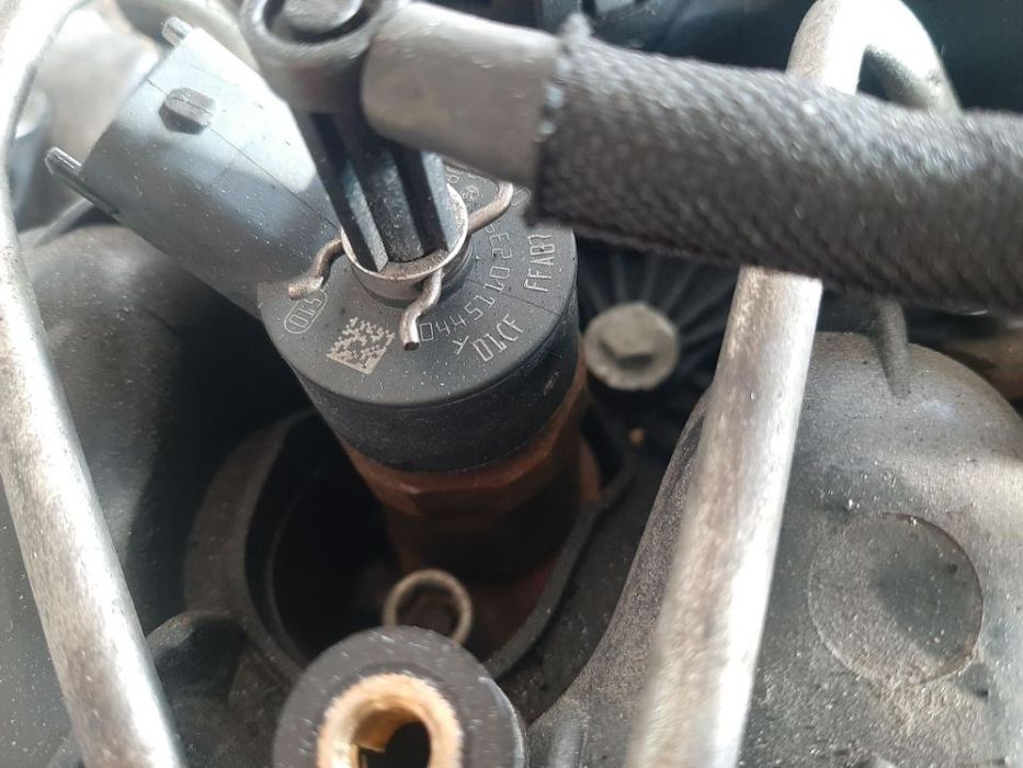 Injector 0445110239 1.6 d ford fiesta 5 c-max fusion peugeot expert fiat scudo citroen berlingo