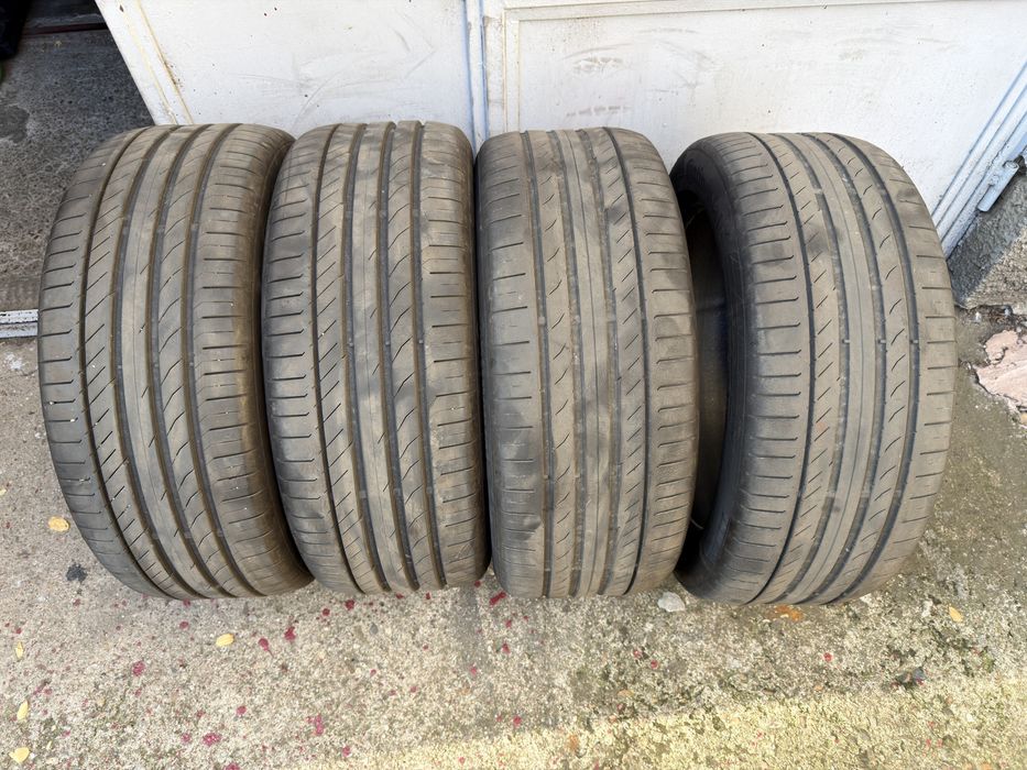 Set 4 anvelope 235 45 18 Continental - vara - an 2020