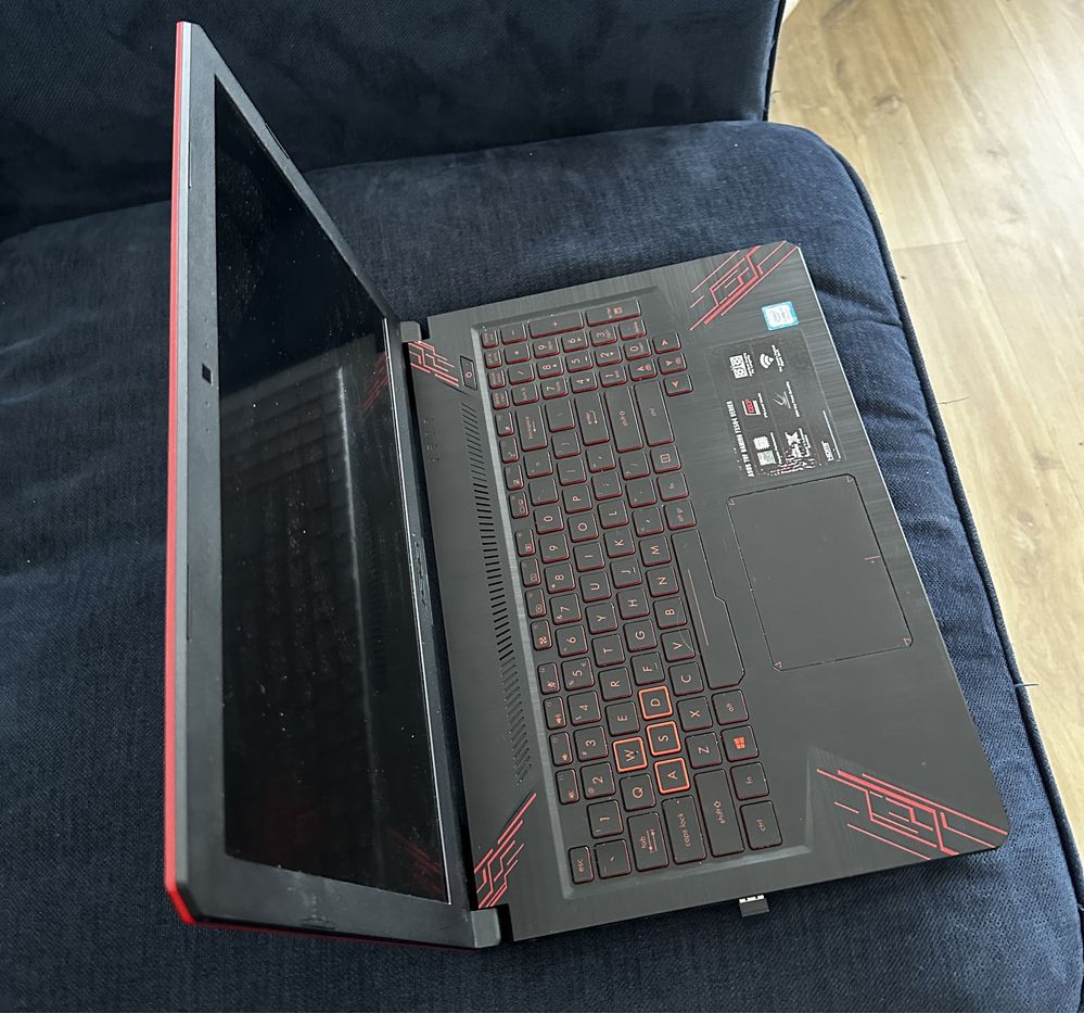 Laptop Asus TUF Gaming FX504