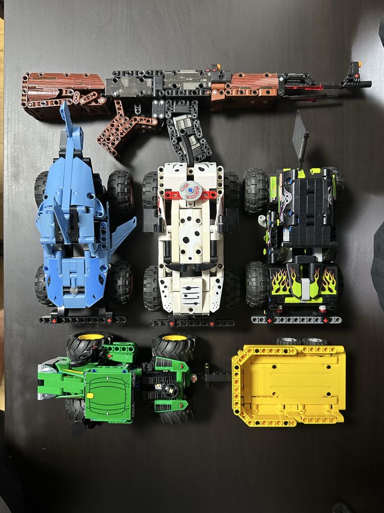 Lego Technic 42136 и Monster Jam 42150, 42134, 42118 с подарък