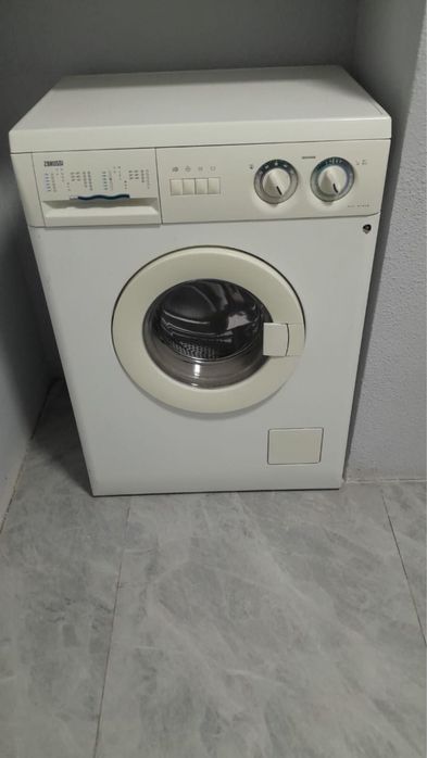 Стиральная машина Zanussi