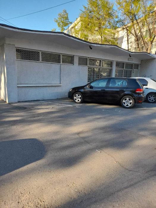 Vând/inchiriez spațiu comercial zona centrala