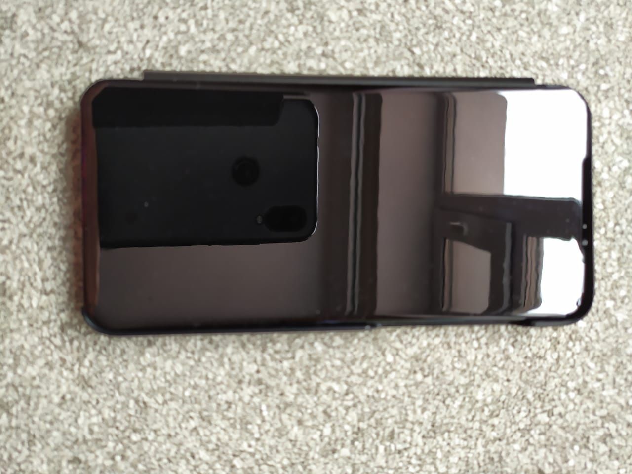 Xiaomi Mi 9 SE чехол(не телефон).