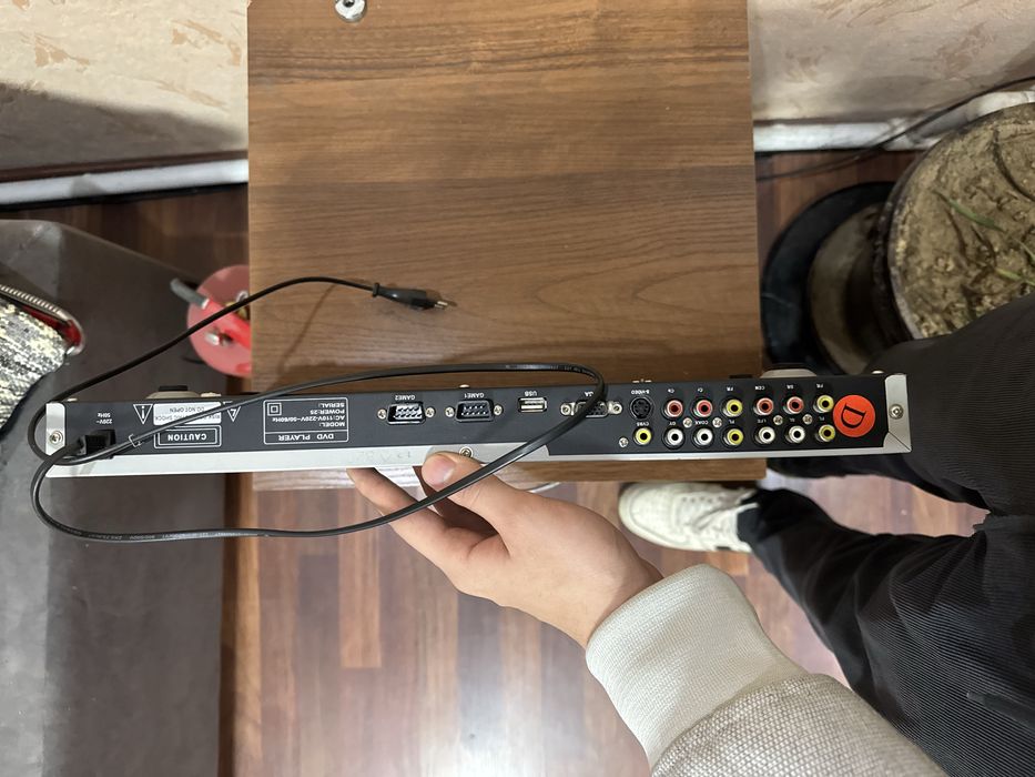 DVD-плеер Samsung DVD-820