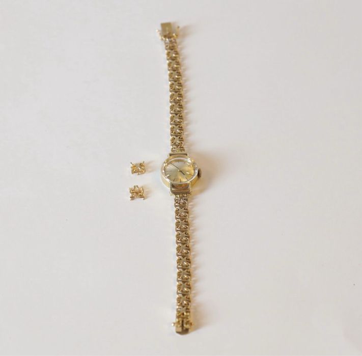 Часовник Tissot Saphir