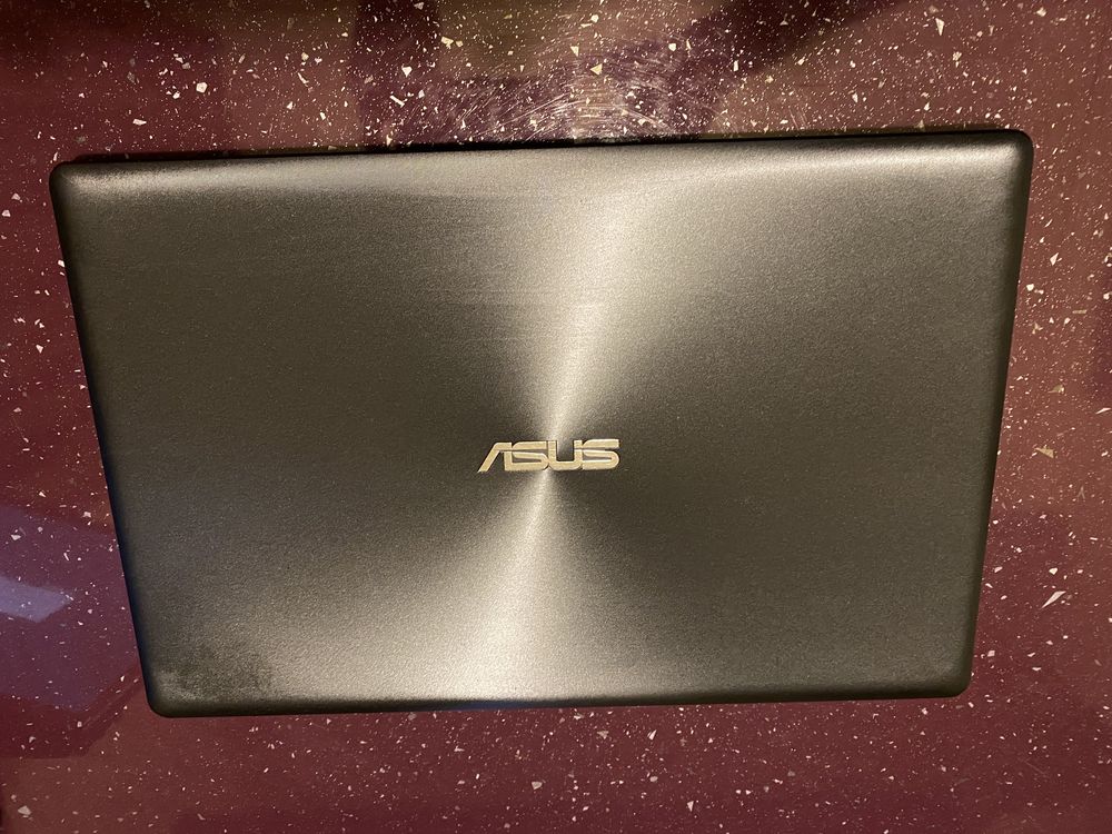 Laptop ASUS F550JX-DM169D