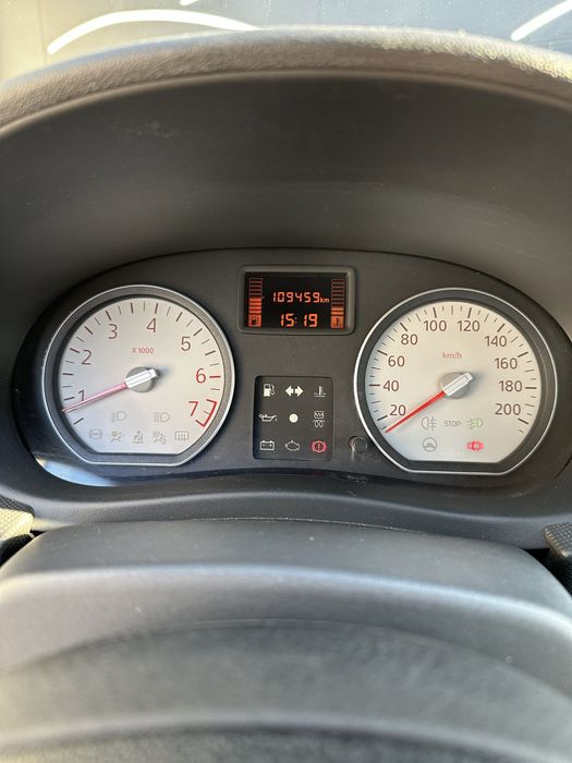 Dacia Logan.  1.6 benzina 2012,