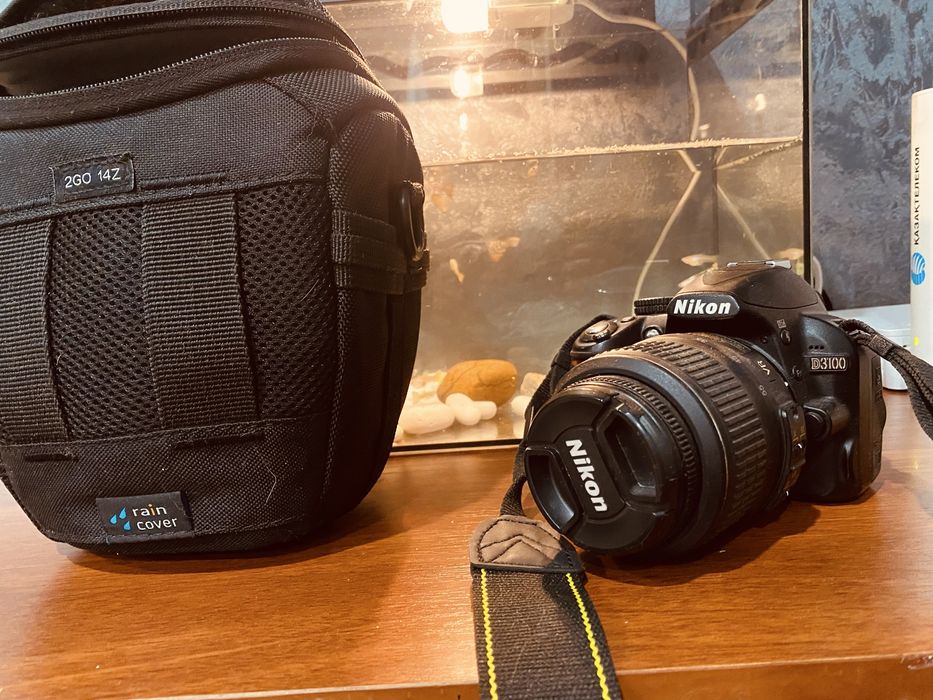 Продам фотоаппарат Nikon D3100
