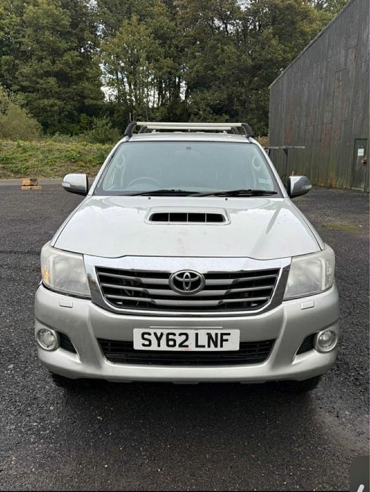 Toyota hilux 2.5D4D euro 5 an 2013 offroad 4x4 blocaj sateliti