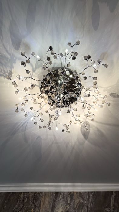 Люстра в гостиной