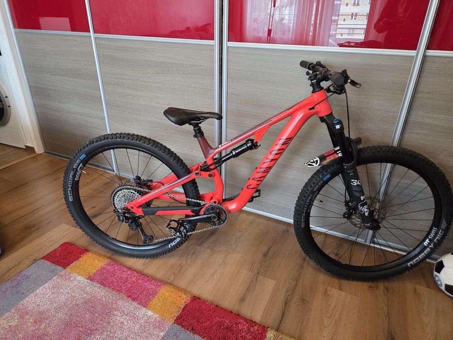 Bicicleta 27.5 MTB full suspension Canyon Neuron Fox XT