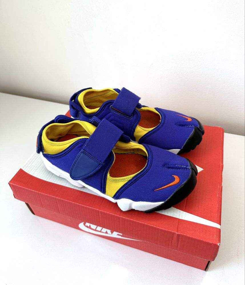 Nike Air Rift QS   (38 ) Маратонки