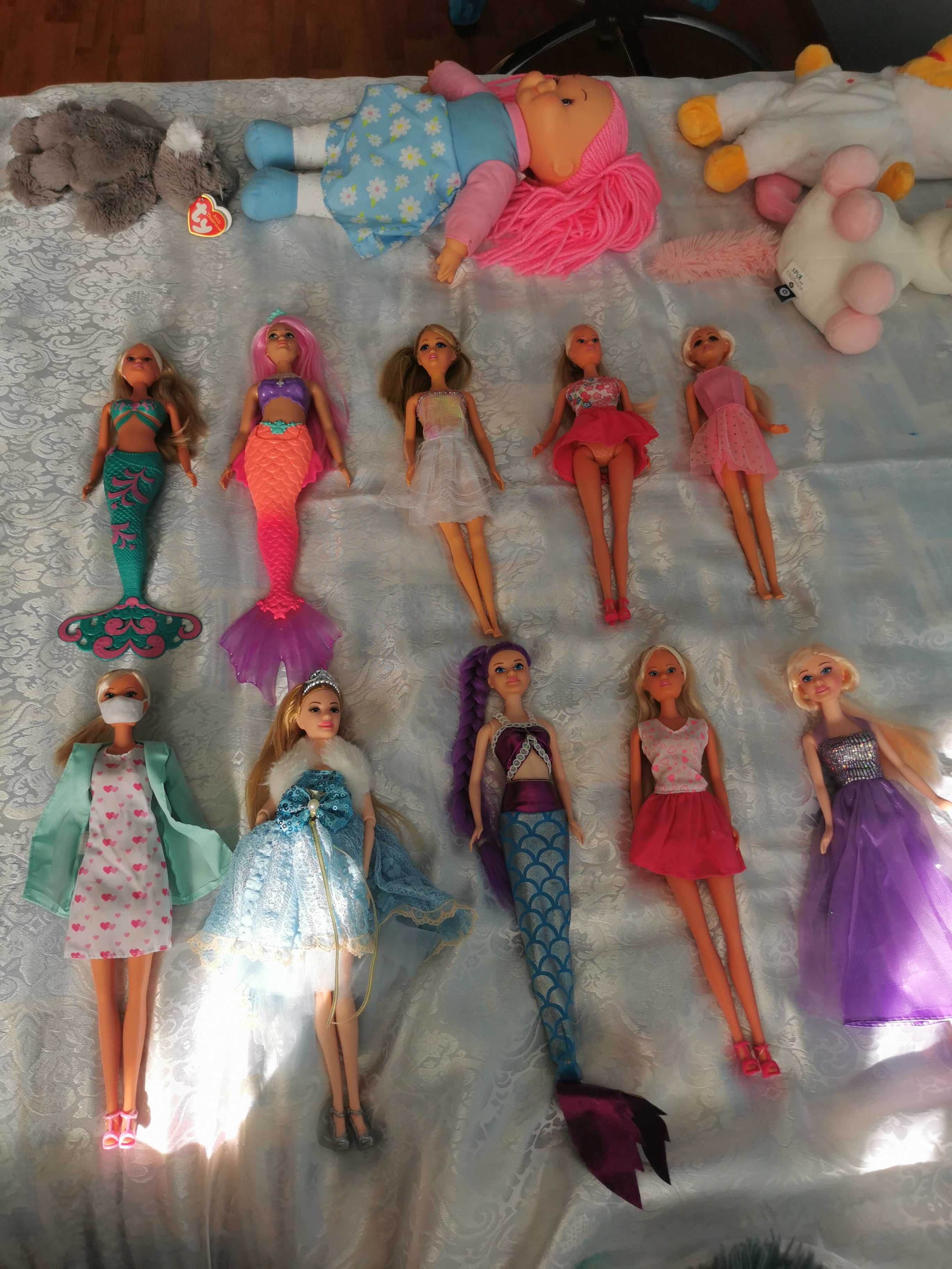 Păpuși Barbie 10 buc