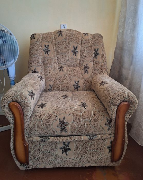 Продаётся кресло б/у