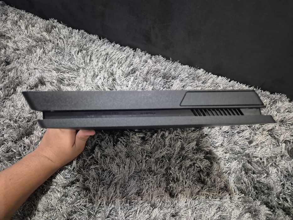 Ps 4 slim Playstation