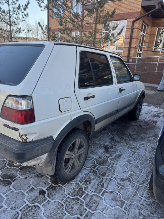 Гольф 2  продам на полном бодром ходу.