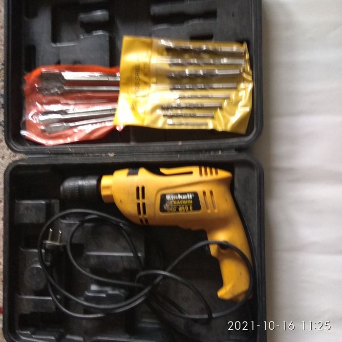 Промо!  Ударна бормашина, пистолет за топъл въздух,2 диска за циркуляр