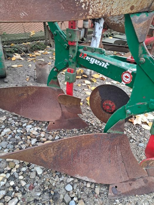 Plug reversibil Regent