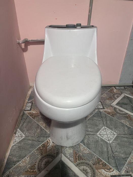 Продам унитаз продам