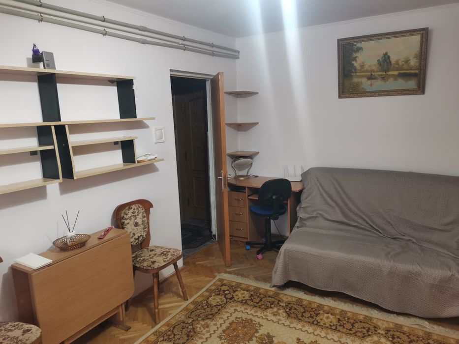 Garsoniera de inchiriat