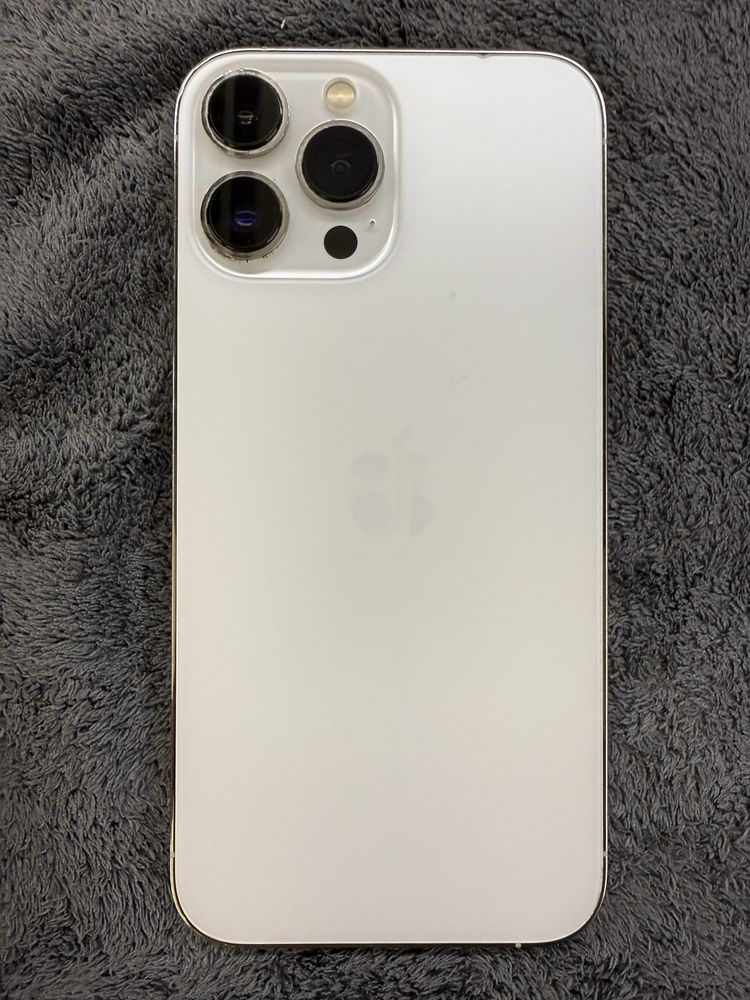 Iphone 13 pro max 128 GB бял