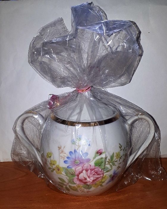 сахарница советская новая