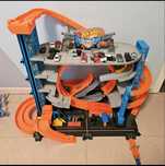 Pista joaca cu parcare, copii Hot wheels ultimate garage Bonus masinut