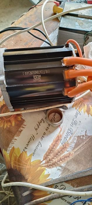 Vând motor de triciclu 3900w nou cu garanție