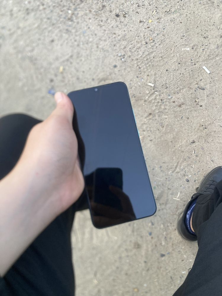 Продам самсунг А04 Е