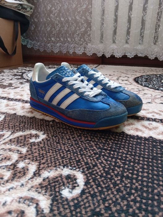 Синие Adidas SL 72