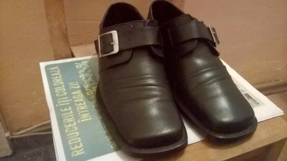 pantofi piele negrii Denis ca noi