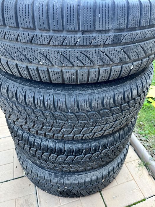 Jante otel vw 5x112 + anvelope de iarna 195/65/R15 + capace originale