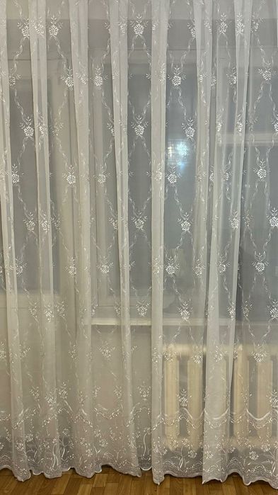 Продам шторы в отличном состоянии