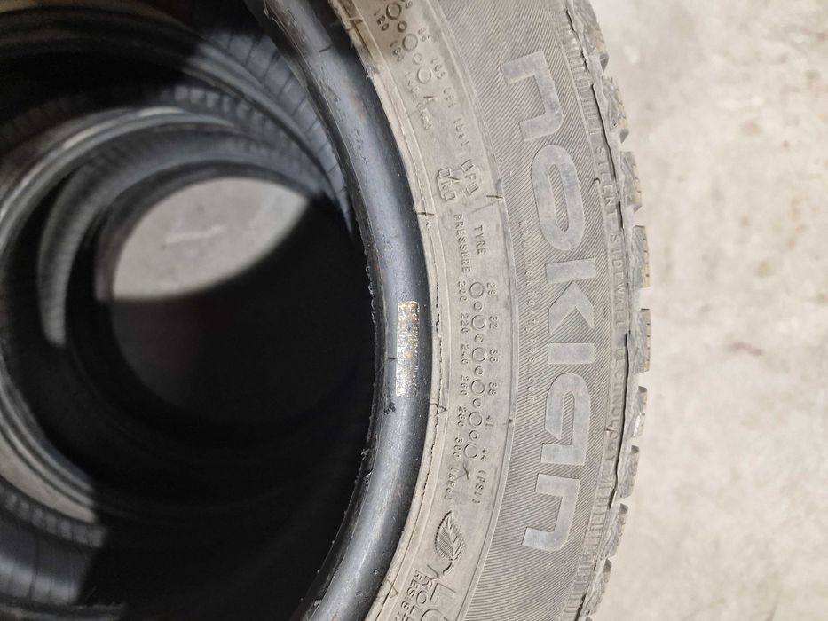 Зимни гуми NOKIAN 185/60/15 с усилен борд